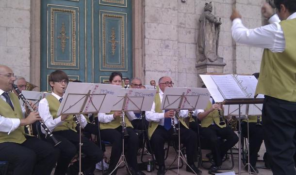 2011-09-07 Banda Musicale di RoccaMalatina - Térzene a Bazilikánál